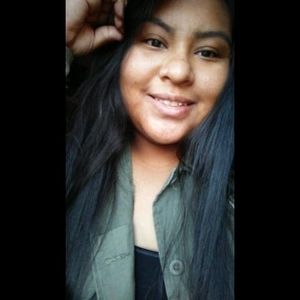 Meet your Posher, Alejandra